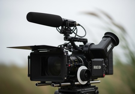 동영상 배경 소음 제거 방법 AI 오디오 인핸서